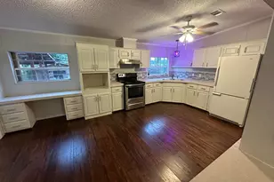 930 Deer St, Clewiston, FL 33440 - Photo 1