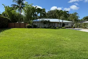20 E Windsor Rd Road E, Jupiter, FL 33469 - Photo 1