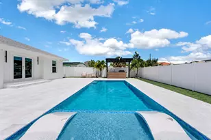 413 SW 15th Ave, Delray Beach, FL 33444 - Photo 1