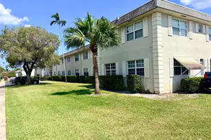 1560 McKinley St, Hollywood, FL 33020 - Photo 1