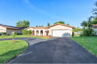 4020 NW 113th Avenue, Coral Springs, FL 33065 - Photo 1