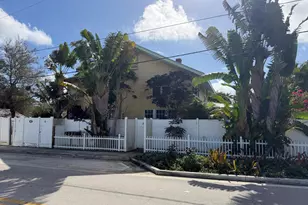 201 S Swinton Ave, Delray Beach, FL 33444 - Photo 1