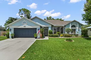118 Royal Pine Cir N, Royal Palm Beach, FL 33411 - Photo 1