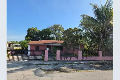 1165 NW 108th Terrace, Miami, FL 33168 - Photo 1