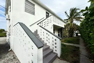 3801 S Olive Ave, West Palm Beach, FL 33405 - Photo 1