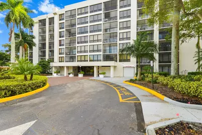 5951 Wellesley Park Drive #304, Boca Raton, FL 33433 - Photo 1