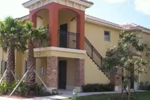 970 NE 34th Ave, Homestead, FL 33033 - Photo 1