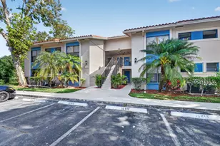 1681 Balfour Point Dr, West Palm Beach, FL 33411 - Photo 1