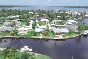 1694 SW Boatswain Pl, Palm City, FL 34990 - Photo 1