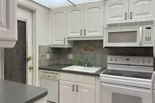 2050 NE 39th Street NE, Lighthouse Point, FL 33064 - Photo 1