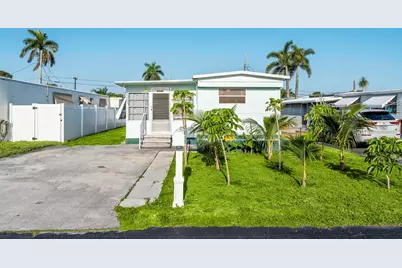 8949 Oak Street, Boynton Beach, FL 33436 - Photo 1