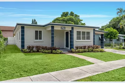 741 W 10th Street, Riviera Beach, FL 33404 - Photo 1