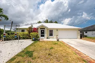 279 SW Glenwood Dr, Port Saint Lucie, FL 34984 - Photo 1