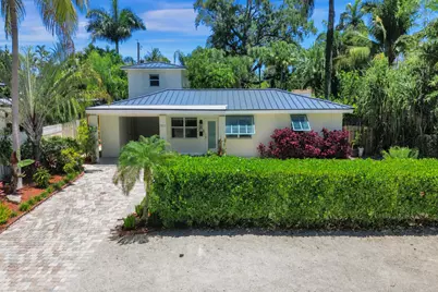 2802 NE 15th Avenue, Wilton Manors, FL 33334 - Photo 1