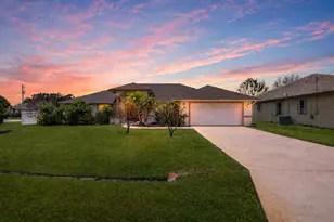 5829 NW Gerald Cir, Port Saint Lucie, FL 34986 - Photo 1