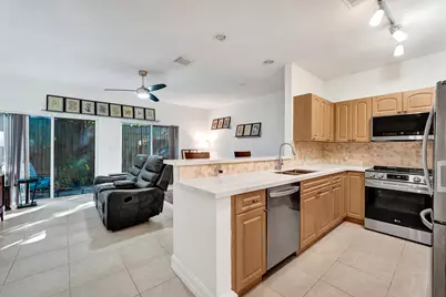 1743 NE 4th Avenue #F4, Fort Lauderdale, FL 33305 - Photo 1