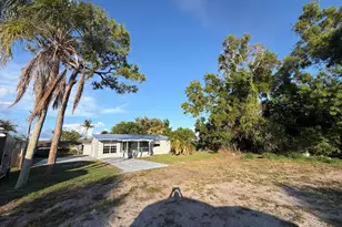3277 SE Birch Ave, Stuart, FL 34997 - Photo 1