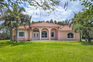 15137 85th Ave N, Palm Beach Gardens, FL 33418 - Photo 1