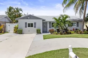 337 Balsam St, Palm Beach Gardens, FL 33410 - Photo 1