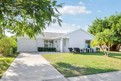 140 Village Circle, Jupiter, FL 33458 - Photo 1