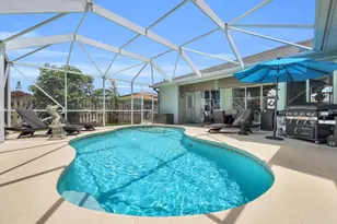 842 SE Quiescent Ln, Port Saint Lucie, FL 34983 - Photo 1