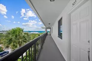 201 S Seas Dr, Jupiter, FL 33477 - Photo 1