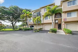 600 Crestwood Ct N, Royal Palm Beach, FL 33411 - Photo 1