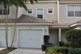 9926 Lago Dr, Boynton Beach, FL 33472 - Photo 1