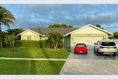 300 La Mancha Avenue, Royal Palm Beach, FL 33411 - Photo 1
