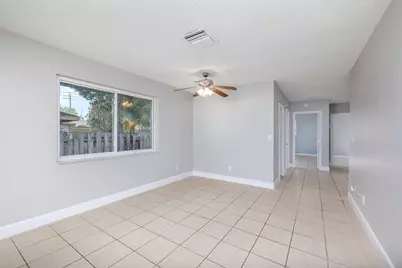 917 SE Nassau Avenue, Stuart, FL 34994 - Photo 1