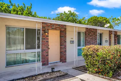 2107 NE 15th Avenue, Wilton Manors, FL 33305 - Photo 1