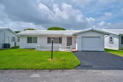 2086 SW 12th Avenue, Boynton Beach, FL 33426 - Photo 1