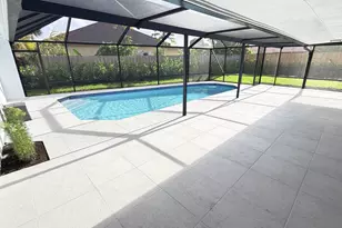 712 E Boulevard Chatelaine, Delray Beach, FL 33445 - Photo 1
