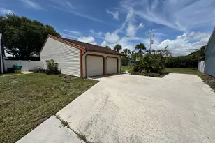 23 Buxton Ln, Boynton Beach, FL 33426 - Photo 1