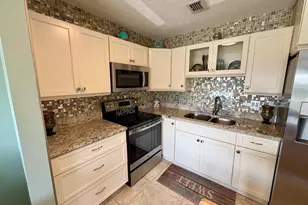 2929 SE Ocean Blvd, Stuart, FL 34996 - Photo 1