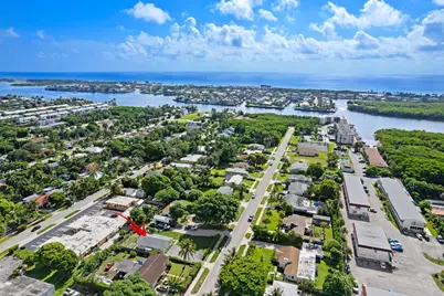 615 NE 7th Avenue, Boynton Beach, FL 33435 - Photo 1