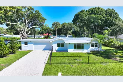 768 22nd Place, Vero Beach, FL 32960 - Photo 1
