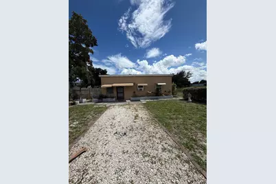 198 SE 4th Street, Delray Beach, FL 33483 - Photo 1