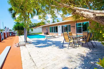 360 SE 12th Avenue, Pompano Beach, FL 33060 - Photo 1