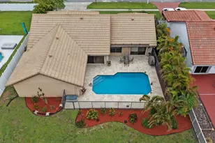 6063 Sunberry Cir, Boynton Beach, FL 33437 - Photo 1