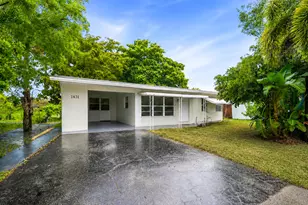 1431 NE 32nd St, Pompano Beach, FL 33064 - Photo 1
