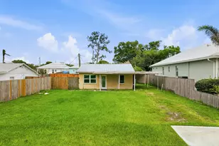 996 SW 34th Terrace, Palm City, FL 34990 - Photo 1