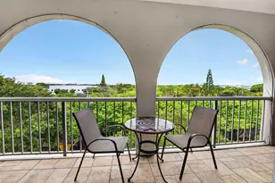 250 NE 20th St, Boca Raton, FL 33431 - Photo 1