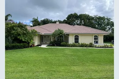 10 Alnwick Road, Palm Beach Gardens, FL 33418 - Photo 1