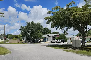 773 E Ilene Rd Road E, West Palm Beach, FL 33415 - Photo 1
