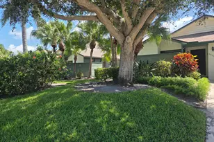 6856 SE Bunker Hill Dr, Hobe Sound, FL 33455 - Photo 1