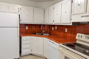 3119 Oakland Shores Dr, Oakland Park, FL 33309 - Photo 1