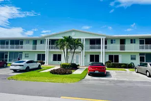2100 NE 38th St, Lighthouse Point, FL 33064 - Photo 1