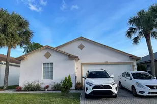 5852 Azalea Cir, West Palm Beach, FL 33415 - Photo 1