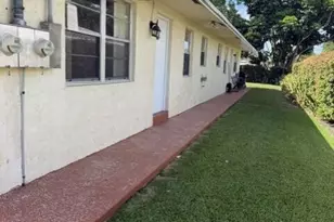 5848 Lincoln St, Hollywood, FL 33021 - Photo 1
